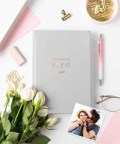 Lamare Pärchen Journal - Couples Adventure Book 365 Tage der Fragen Beziehung Journal - Datumsbuch für Paare Buch - Niedliche Paare Geschenke Arbeitsbuch, Jahrestag & Hochzeit Geschenke Journal