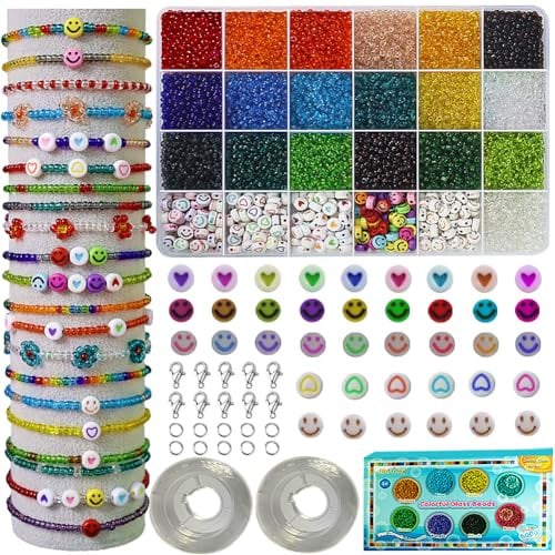 suo long Perlen Armbänder Selber Machen 5000 Stück Mini Perlen Set für Armbander Glas Bunte Perlen Zum Auffädeln + Smiley Perlen Zum Auffädeln Mit Armband Schnur Elastisch für Frauen,Erwachsene,Damen