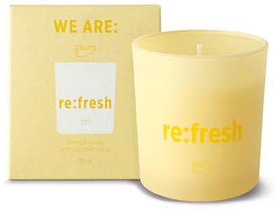 ipuro re:fresh Duftkerze im Glas mit Zitrus, Maiglöckchen & Amber Duft - aus nachhaltigem Zitronenschalen-Upcycling - Kerzen mit langanhaltendem Duft - Raumduftkerze - Erfrischende Kerze Bad & Küche