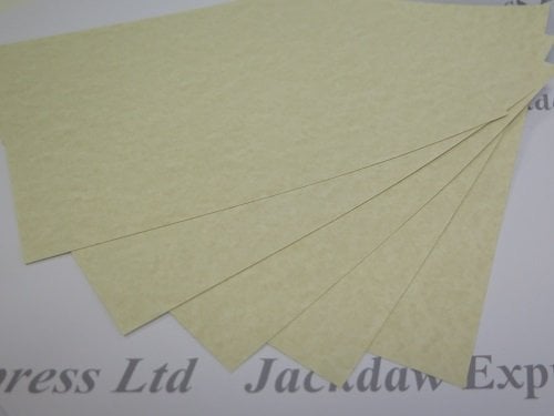 25 x A5 Natural Parchment Heavyweight Paper 176gsm AM766