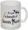 Glas Tasse mit Halloween Motiv und Spruch - It's just a bunch of Hocus Pocus - Geschenk für deine Gäste bei der Halloweenparty oder als Sammelbehälter für die Süßigkeiten Glas