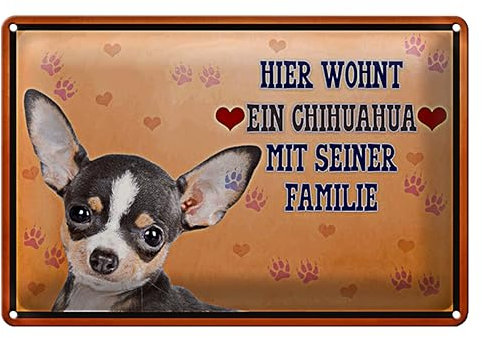 Chihuahua Schild | 'Hier wohnt ein Chihuahua mit seiner Familie' | Dekoratives Türschild für Haustierliebhaber | 20 cm x 30 cm