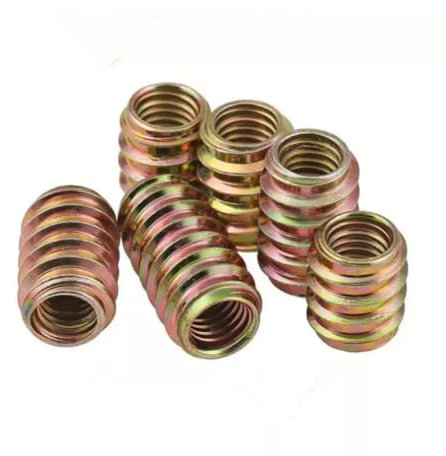 Lot de 50 écrous à visser M6 x 18 mm,douilles à visser en bois,inserts filetés en bois en fer galvanisé pour meubles en bois,écrous à bois droits