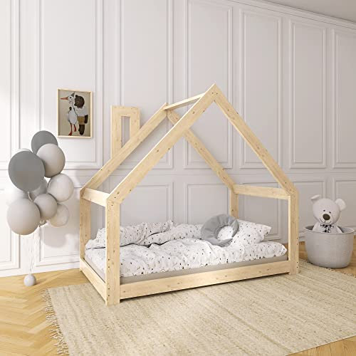 Need Sleep Kinderbett Haus Hausbett Bodentief 90x180 cm ohne Rausfallschutz mit Schornstein Lattenrost Bodenbett Montessori Bett ab 2 Jahre aus Holz Mädchen Junge Symmetrisch