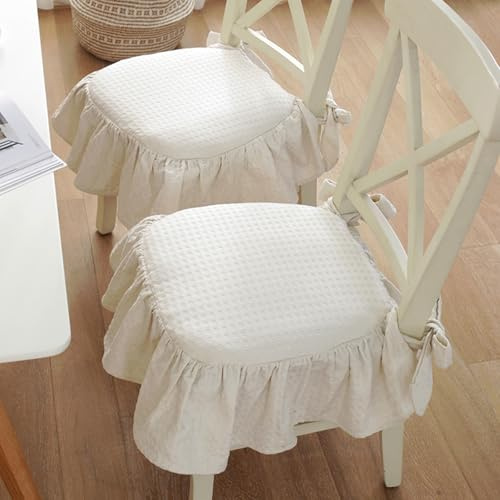 HUGDSB 2 Stück Sitzkissen aus Baumwolle mit Rüschenrock und Bändern, rutschfeste, weiche Stuhlauflage for den Innenbereich, geeignet for hölzerne Esszimmerstühle(Off-White)
