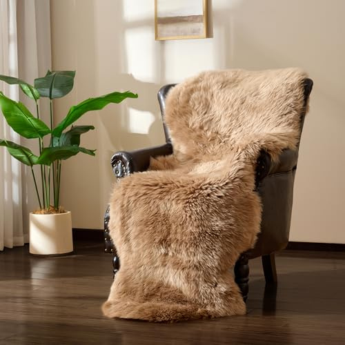 GINAMUSE Premium Genuine Sheepskin Area Ruge - Real Wool Fur Shaggy Carpet