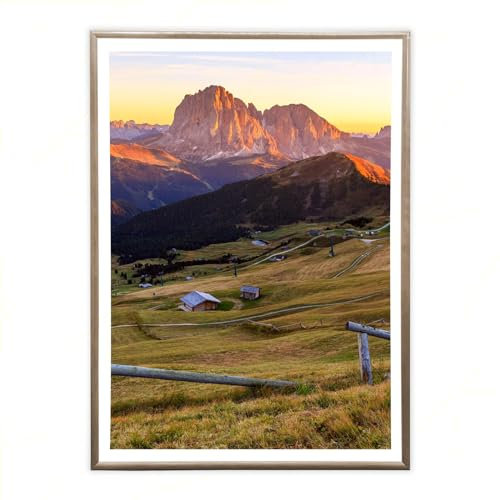 Sicignano Cadre bombé moderne 50 x 70 cm en bois noyer avec panneau MDF robuste verre Crilex – Cadre photo mural horizontal vertical pour photos tableaux affiches documents diplômés