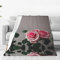 Red Rose Ultraweiche Micro-Fleece-Decke, gemütlich und leicht