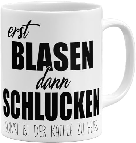 OM3® witzige Kaffee-Tasse mit Spruch - Erst Blasen dann Schlucken - zweideutig - Statement - Spruchtasse - Keramik Becher - 325ml - Beidseitig Bedruckt - Weiss
