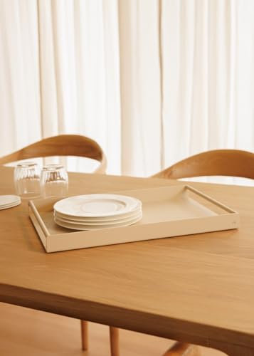 Metallbude Serviertablett DAVA - Cashew - Minimalistisch, aus pulverbeschichtetem Metall - 45x30x4 cm