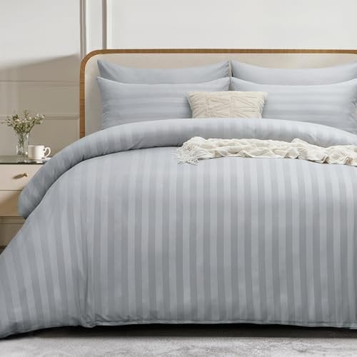RUIKASI Double Duvet Cover Set - Hotel Quality Satin Stripes Duvet Cover with 2 Pillowcases, Grey Double Bedding Bed Set with Zip Fastening, Ultra Soft Quilt Bed Cover
