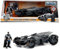 Jada Toys 253215000 Justice League Batmobil, hochdetailiertes 1:24 Modellauto inkl. Batman-Figur, Cockpit und Türen können geöffnet Werden, mit Freilauf, grau