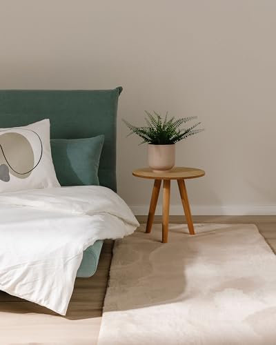 benuta Basic Kunstfaser Fellteppich Furry - Beige 80x250 cm - Weicher Wohnzimmerteppich - Anti-Rutsch-Rückseite - Waschbar - Für Fußbodenheizung geeignet