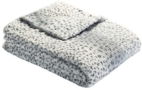bugatti Kunstfell Decke 150x200 cm – Kuscheldecke aus hochwertigen Fellimitat hellgrau weiß, Tagesdecke mit toller Felloptik, extra weiche und angenehm wärmende Felldecke