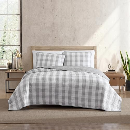 Eddie Bauer- Twin Quilt Set, Cotton Reversible Bedding with Matching Sham, Luxurious Bedding Set (Lakehouse Plaid Light Grey, Twin)
