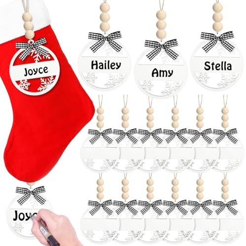 12 Stück Schneeflocke Weihnachtsstrumpf Namensschilder Holz Weihnachten Büffel Plaid Hängende Ornament Rustikale Holz Weihnachtsbaum Ornamente für Bauernhaus Weihnachtsstrümpfe (schwarz weiß kariert,