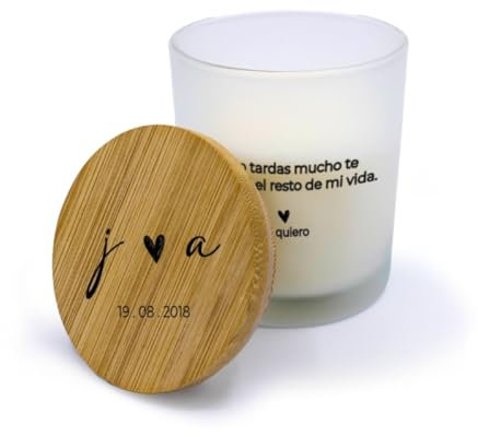 Velas personalizadas con tapa de madera. Velas aromáticas para decoración. Velas para San Valentín personalizadas con nombre. Regalos originales para eventos. (Iniciales 1)