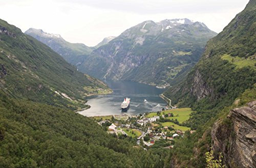 hansepuzzle 44272 - Geiranger Fjord Puzzle 500 Teile | Natur Puzzle mit hochwertiger Puzzle Aufbewahrung: Kartonbox und wiederverschließbarem Beutel | Puzzle-Maße: 46 x 30 cm