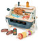 Tender Leaf Toys - Barbeque Play Set - 27-teiliges interaktives Grillset aus Holz mit Pretend Play Essen und Utensilien für Jungen und Mädchen - Tolles Rollenspielspielzeug - Fördern Sie die