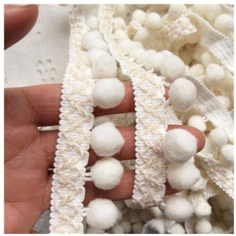 AMateschitz Pom Poms Quaste Borte Bommelborte Pomponband Fransenborte Quaste Trim Band Fringe Bommelband Spitzenband mit 2.5 cm Pompons für DIY Basteln Kleidung Nähen Zuhause Dekorieren Weiß 1M