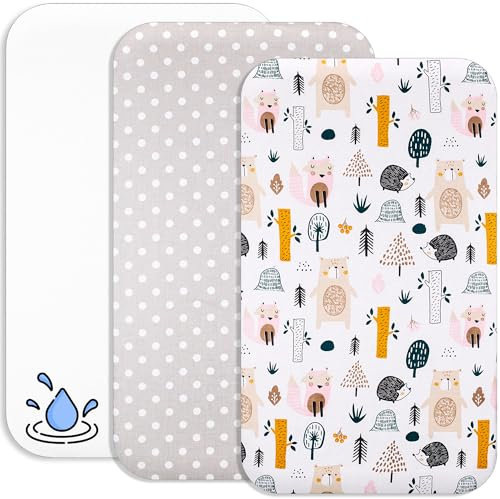 Lovely Hippo 2X Spannbettlaken 83x50cm 100% Baumwolle + 1X Matratzenschoner 100% wasserdichtem Material - Set 3X - Kompatibel Chicco, Kinderkraft (Waldtiere, 50 x 83 cm)