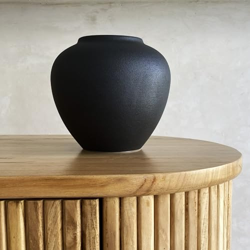 Morsha Keramikvase, verblasstes Schwarz, moderne, minimalistische strukturierte Vase für Heimdekoration, Bücherregal und Couchtischdekoration (schwarz kurz)