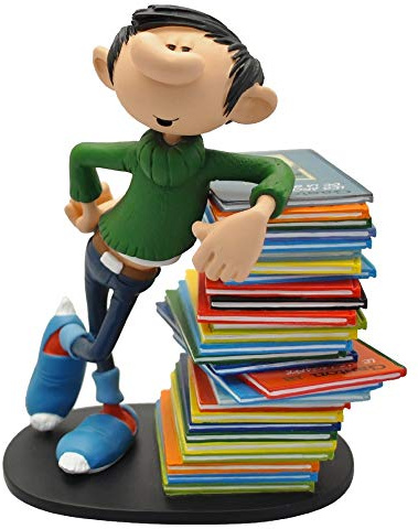 Plastoy 321 Gaston with Book Stack