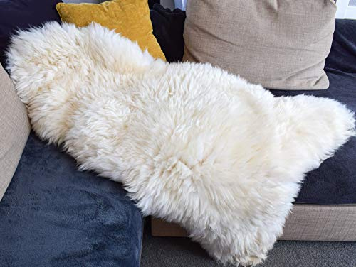 Roberts Genuine Sheepskin Rug - Ivory, Super Large (130 x 70 cm) - Soft, Thick Wool - Fluffy Floor Carpet for Living Room & Bedroom