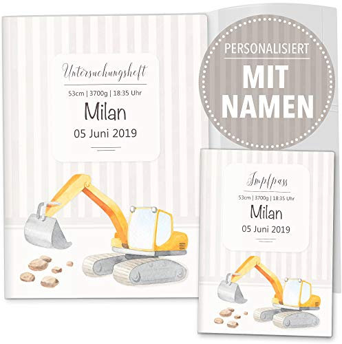 OLGS Personalisiertes U-Hefthülle 3-teilig & Impfpasshülle Set | Baustelle | Untersuchungsheft Hülle | Geschenkidee mit Namen, Geburtsdatum (Uheft, Impfpass personalisiert, Bagger)