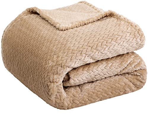 PiccoCasa Kuscheldecke Fleecedecke weiche & leichte Decke Strickmuster pflegeleicht aus Plüsch Luftige Sofadecke Fleece Couchdecke/Wohndecke für Innen oder Außen Hellbraun 150x200cm