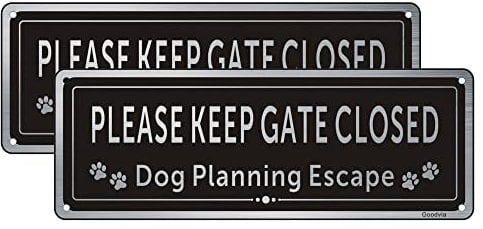 Goodvia 2-Pack Please Close The Gate Sign Dog Brushed Aluminium 3.5 x 9.8 Inches, Rust Free Metal UV Protected Weather Resistant Durable Ink Easy to Mount