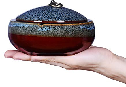 Aschenbecher aus Keramik mit Deckel, winddichter Zigarettenaschenbecher für den Innen- oder Außenbereich, Aschenbecher für Raucher, Schreibtisch, Zuhause, Büro, Dekoration (13,3 cm, Blau)
