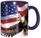 Marineblaue, klassische Keramiktasse, geeignet für Cappuccino, Latte, Müsli, Joghurt, Milch, heiße oder kalte Getränke, Mikrowellenofen, USA, Patriotischer Adler mit amerikanischer Flagge
