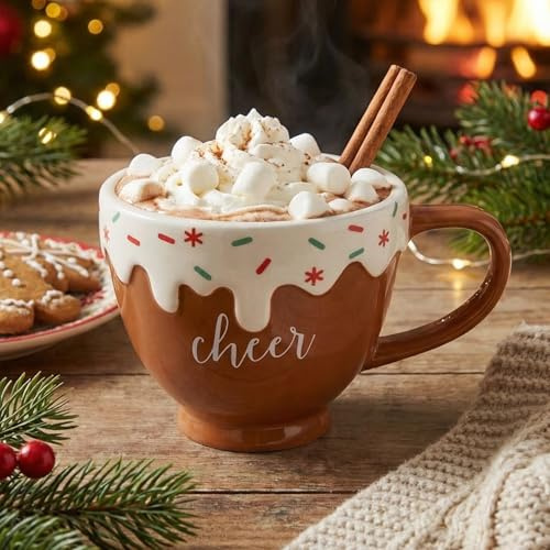 MIJOMA Weihnachtstasse aus Keramik 350ml – große Kaffeetasse im Weihnachtsdesign mit Zuckerguss-Dekor – festliche Tasse für Winter, Kakao & Glühwein (Cheer Braun)