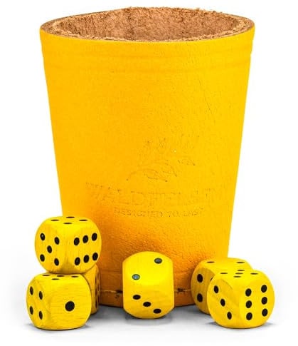 WALDFELSEN® Echtleder Würfelbecher (9 cm) mit 6 Holzwürfeln (16 mm) aus Buchenholz Lederbecher Würfelset Augenwürfel Spielwürfel (Farbe: Gelb)