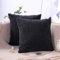 Artscope 2er-Set Dekorativ Kissenbezüge 45 x 45 cm Kordsamt Reine Farbe Kissenbezug Weicher Plüsch Kissenhülle Set Kissen Fall für Sofa Auto Schlafzimmer Zuhause Zierkissenbezüge (Schwarz)