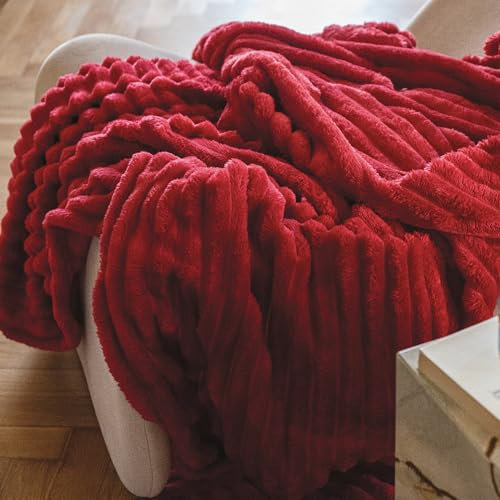 Comart, Plaid Jacquard, Morbida Coperta Effetto Pile, Avvolgente, Caldo Scalda Sonno Invernale e Autunnale, per Letto Singolo e ad una Piazza e Mezza, Divano, Lavabile in Lavatrice, Rosso 150x200 cm