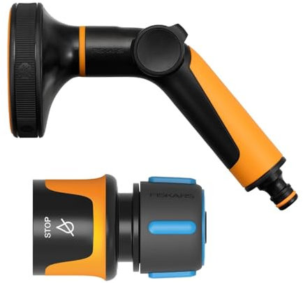 Fiskars Set per Innaffiare, 2 Pezzi, Pistola a Spruzzo 5 Funzioni, Misura Universale, Attacco per Tubo Flessibile STOP, Diametro 13-15 mm (1/2-5/8), SoftGrip, Nero/Arancio/Blu, 1065492