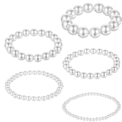 Ptwola 5 Stück Damen Weiß Künstlichen Perlen Armband Perlenarmband Mehrschichtiges Steine Armband Eleganter Boho Modeschmuck Charm für Braut Party Hochzeit 5 Größen Kostüm Accessoire