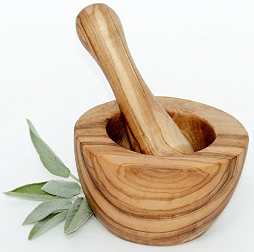 B : mortier en bois d'olivier et pilon ROTONDA mortier en bois d'olivier finement grain diamètre 10 cm hauteur 6 cm pilon 12,5 cm pilon
