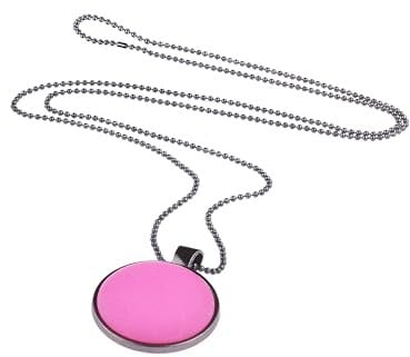 Adi-Modeschmuck lange Damenkette 'Freya', 25mm Polaris Cabochon in einem schwarzen Anhänger, zarte schwarze Kugelkette, handgefertigt in Berlin (Pink)
