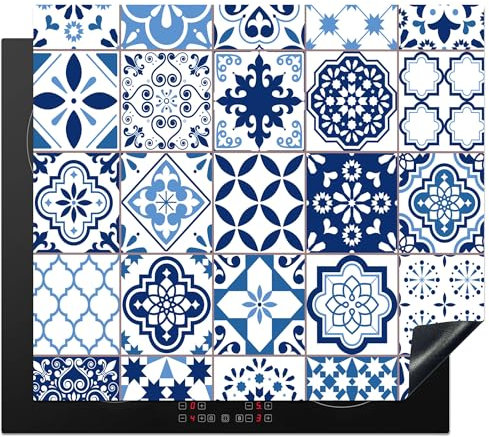 KitchenYeah© Herdabdeckplatte Einteilig Herdabdeckung Abdeckplatte für Ceranfeld Abdeckung Induktionskochfeld Aufrollbare Matte Mosaik - Blau - Muster - Weiß - 58x51 cm
