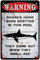 Lustiges Schild mit Aufschrift Swimming Pool Sharks Danger Danger Warnschild Home Bathroom Decor Sharks Have Been Spotted in This Pool – Pool Rules No Peeing Swimming Pool Shark Decor Poster Vintage