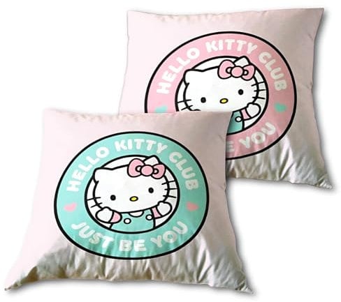 Aymax Hello Kitty Kissen 40x40 cm – Dekokissen mit „Hello Kitty Club“-Motiv – beidseitig Bedruckt – Kuschelkissen für Kinder – Pastellfarben – Sanrio Fanartikel