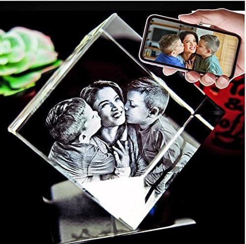 Soporte de fotos de cristal 3D personalizado con base LED de madera negra, 89 x 89 x 25 mm