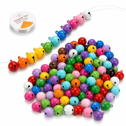 100 Stück 14 mm kleine Glöckchen zum Basteln, mit Öse und 5 m Elastikband | Bunte Metallglöckchen in Aufbewahrungsbox für Schmuckherstellung, Geschenkverpackung, Weihnachten, Windspiele und Deko