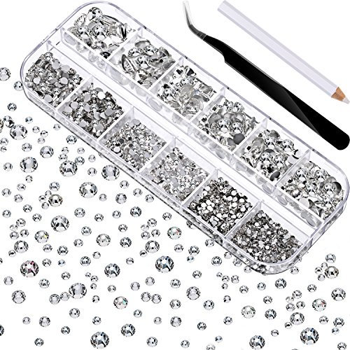 2000 Stück Edelsteine mit flacher Rückseite, flache Kristalle, Strasssteine, in 6 Größen, (1,5- 6 mm), zum Basteln, mit Pinzette und Stift, für Nägel, Nagelstudio, Kleidung, Schuhe, Taschen farblos