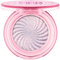 essence Harley Quinn Meta Glow Highlighter, Nr. 01, Pink, definierend, schimmernd, holographisch, glitzernd, vegan, ölfrei, ohne Parabene, ohne Mikroplastikpartikel, 1er Pack (3.2g)