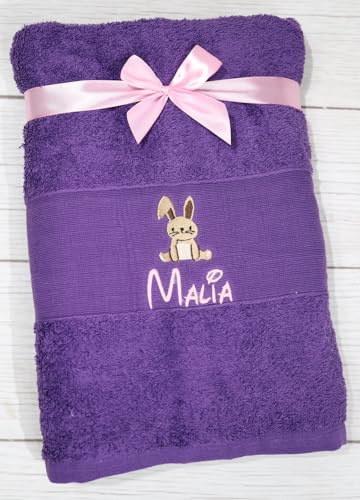 BotoHome Personalisiertes Duschtuch 70x140 cm Dunkellila – 100% Baumwolle, 500 g/m² Premiumqualität, mit Name & Motiv Bestickt, weich & saugfähig (Violett, 70 x 140 cm + Motiv)