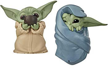 Star Wars The Bounty Collection The Child Collectible Toys “Baby Yoda” Sipping Soup, Blanket-Wrapped Figure 2-Pack